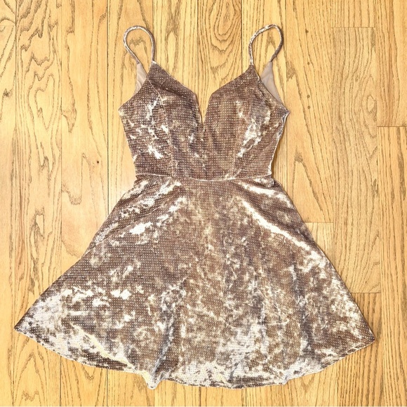 City Studio Juniors Gray Sparkle Spaghetti Strap Fit and Flare Dress Sz 5 - Picture 2 of 13